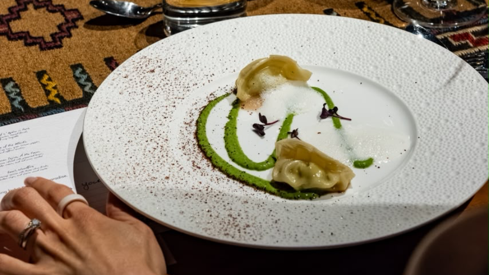 Ex Top Chef France presents 'Tukone'